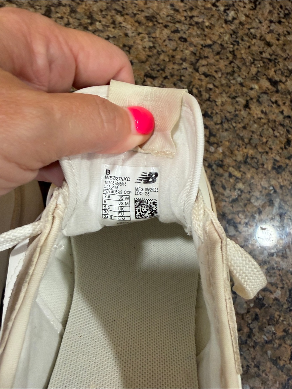 New Balance 327 Women’s Cream and White Retro Runner Sneakers - Picture 4 of 6